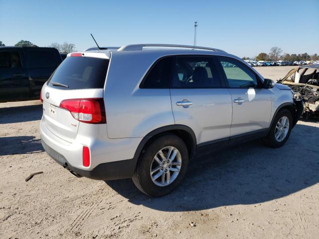Photo 3 from auction – 2015 KIA SORENTO LX with VIN 5XYKT4A74FG585154