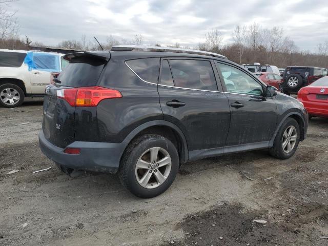 Photo 3 from auction – 2015 TOYOTA RAV4 XLE with VIN 2T3RFREV8FW383110