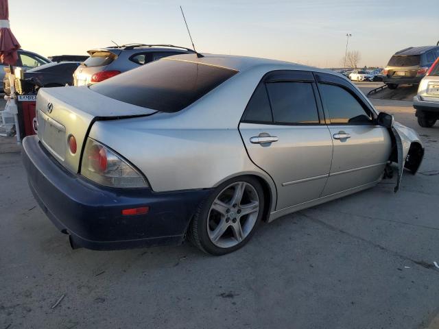 Photo 3 from auction – 2001 LEXUS IS 300 with VIN JTHBD182110030035