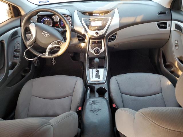 Photo 8 from auction – 2012 HYUNDAI ELANTRA GL with VIN 5NPDH4AE5CH126602
