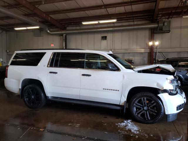 Photo 4 from auction – 2016 CHEVROLET SUBURBAN K with VIN 1GNSKHKC6GR350139