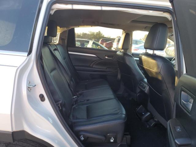 Zdjęcie 11 z aukcji – 2016 TOYOTA HIGHLANDER z VIN 5TDJKRFH6GS255324