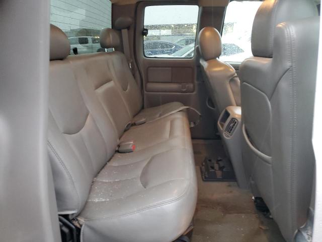 Photo 10 from auction – 2004 CHEVROLET SILVERADO with VIN 2GCEC19TX41252851