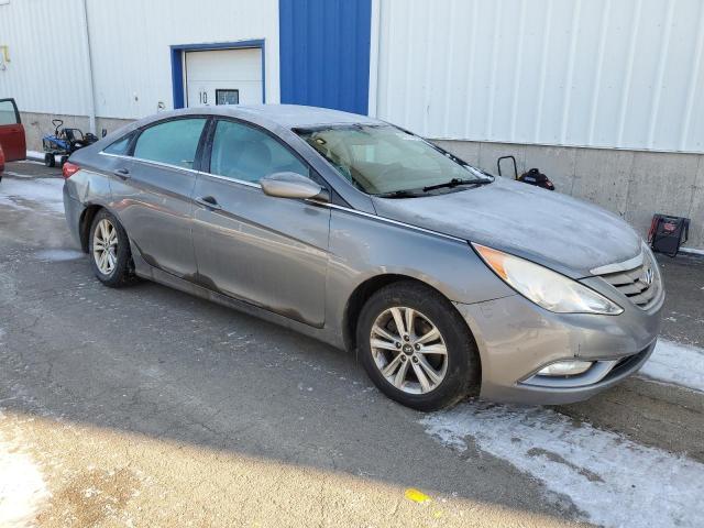 Photo 4 from auction – 2013 HYUNDAI SONATA GLS with VIN 5NPEB4AC2DH622625