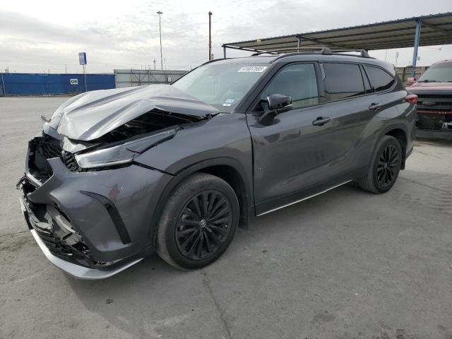 TOYOTA HIGHLANDER 2023 with VIN 5TDKDRAH2PS013927 - Photo from auction