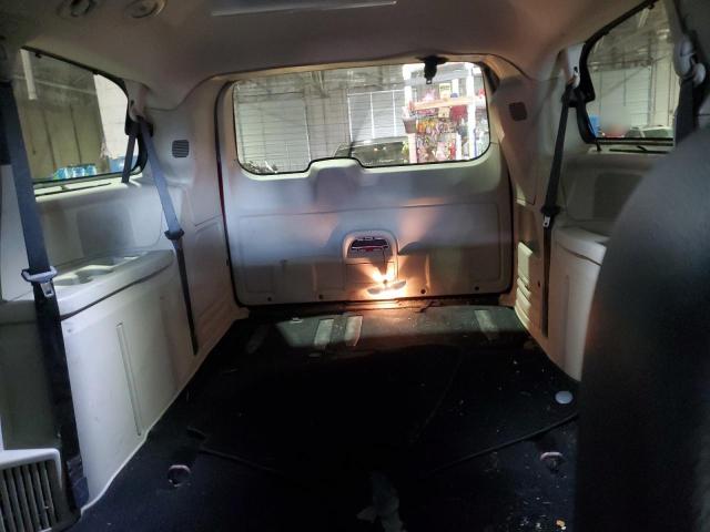 Photo 10 from auction – 2015 CHRYSLER TOWN & COU with VIN 2C4RC1BG5FR521471