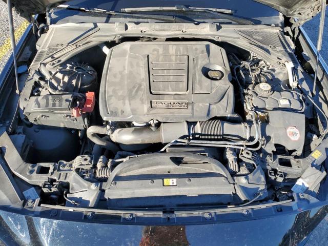 Photo 11 from auction – 2018 JAGUAR XE with VIN SAJAR4FX6JCP27215