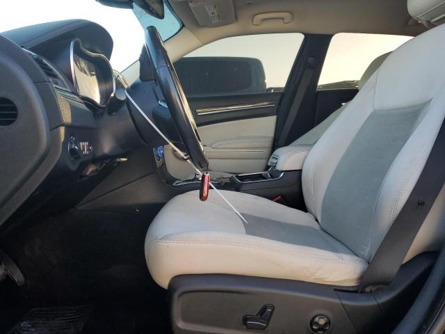 Photo 7 from auction – 2019 CHRYSLER 300 TOURIN with VIN 2C3CCAAG8KH601892
