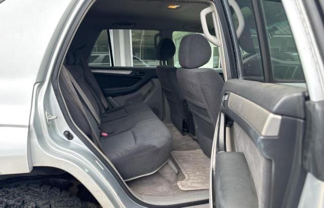 Photo 6 from auction – 2005 TOYOTA 4RUNNER SR with VIN JTEBU14R058035198