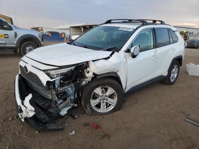 TOYOTA RAV4 XLE 2020 with VIN JTMP1RFV1LD526041 - Photo from auction