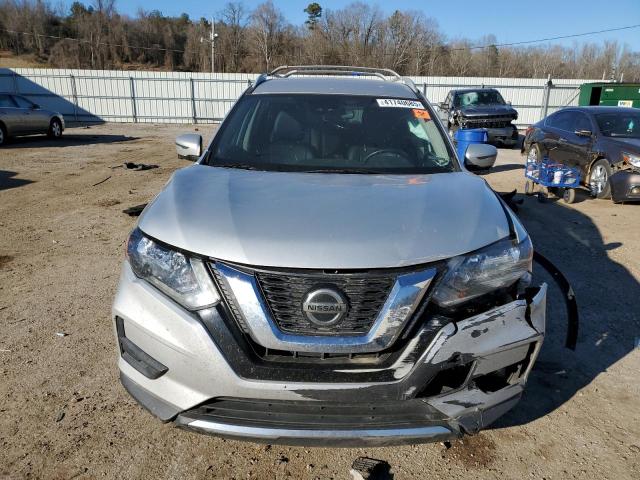 Photo 5 from auction – 2019 NISSAN ROGUE S with VIN 5N1AT2MT1KC845917