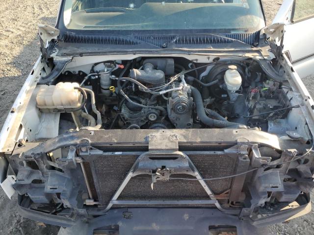 Photo 11 from auction – 2005 CHEVROLET SILVERADO with VIN 1GCEC14X65Z347118