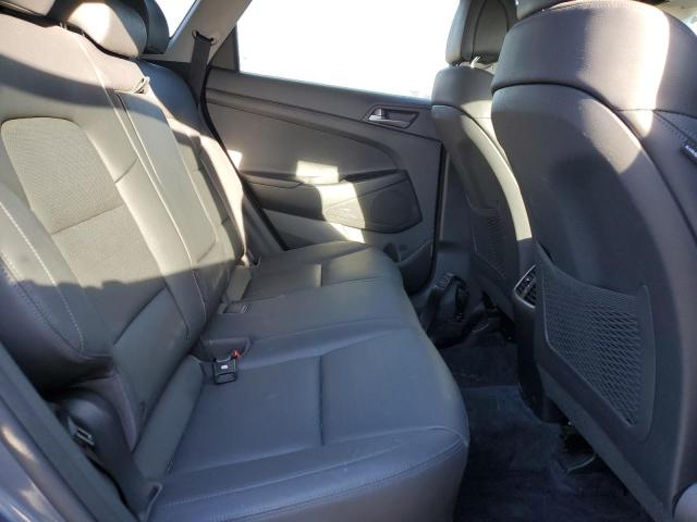Photo 11 from auction – 2018 HYUNDAI TUCSON SEL with VIN KM8J3CA44JU620564