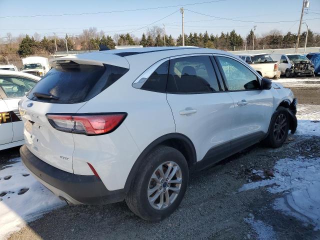 Photo 3 from auction – 2022 FORD ESCAPE SE with VIN 1FMCU9G67NUB80959