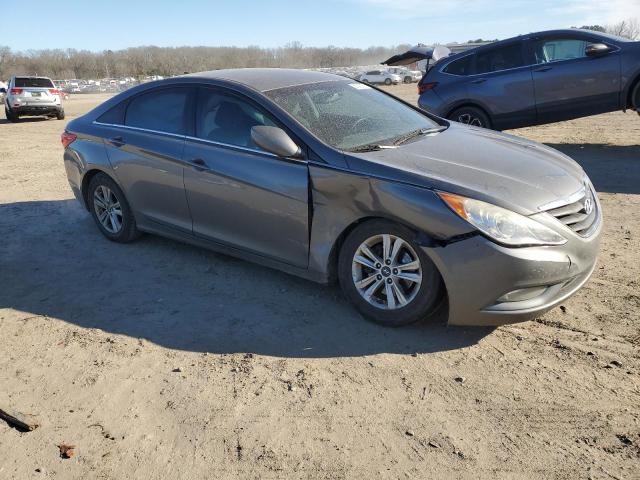 Photo 4 from auction – 2013 HYUNDAI SONATA GLS with VIN 5NPEB4AC2DH728878