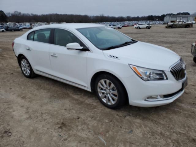 Photo 4 from auction – 2015 BUICK LACROSSE with VIN 1G4GB5GR9FF209572