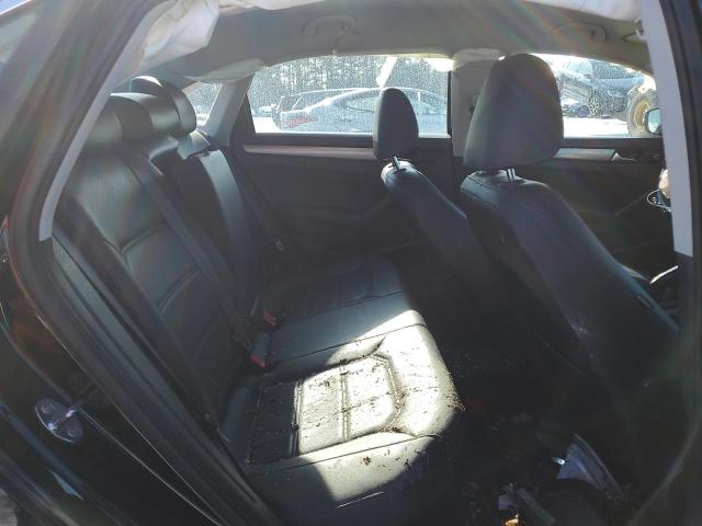 Photo 10 from auction – 2015 VOLKSWAGEN PASSAT S with VIN 1VWAT7A39FC117867