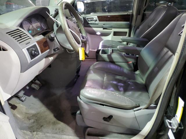 Photo 7 from auction – 2010 CHRYSLER TOWN & COU with VIN 2A4RR5DX2AR241772