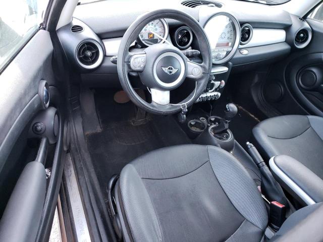 Photo 8 from auction – 2009 MINI COOPER CLU with VIN WMWML33589TX36064