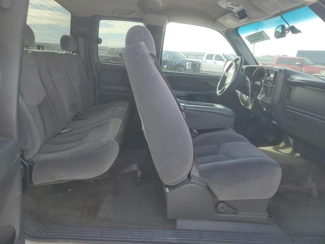 Photo 10 from auction – 2003 GMC SIERRA C25 with VIN 1GTHC29U93E314197