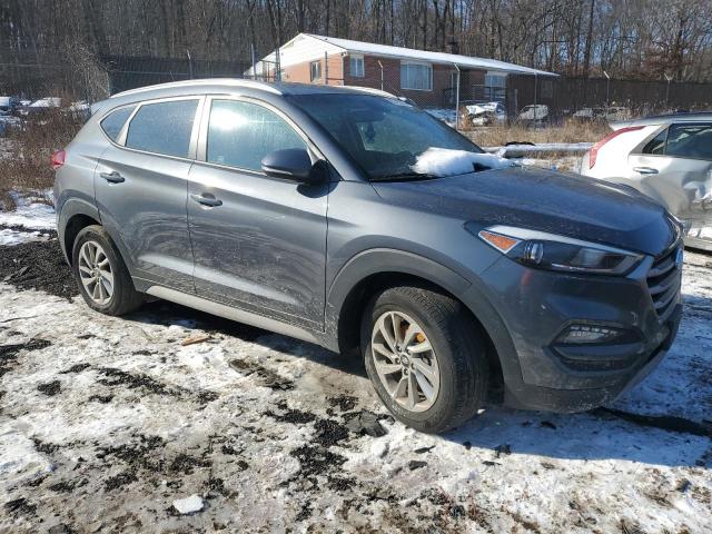 Photo 4 from auction – 2017 HYUNDAI TUCSON LIM with VIN KM8J3CA26HU498301