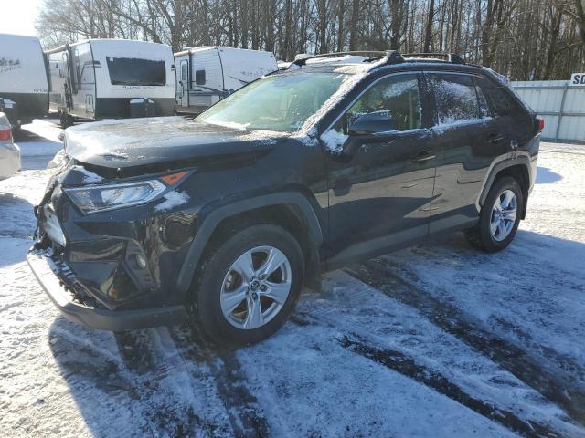 TOYOTA RAV4 XLE 2019 with VIN JTMP1RFV7KD020373 - Photo from auction