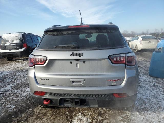 Снимка 6 от търг – 2018 JEEP COMPASS TR с VIN 3C4NJDDB4JT451734