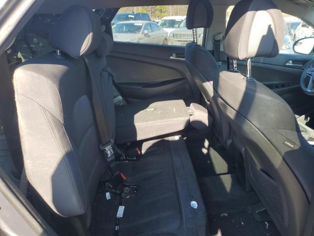 Photo 11 from auction – 2018 HYUNDAI TUCSON SE with VIN KM8J2CA47JU745545