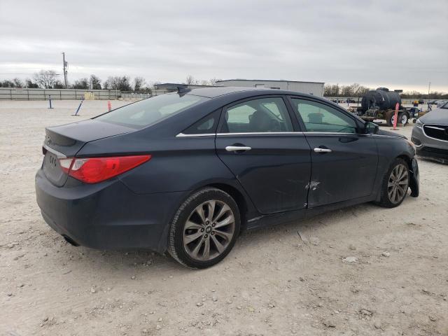 Photo 3 from auction – 2013 HYUNDAI SONATA SE with VIN 5NPEC4AC2DH617745