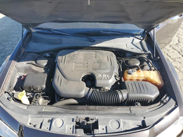 Photo 11 from auction – 2012 CHRYSLER 300 LIMITE with VIN 2C3CCACG9CH310445