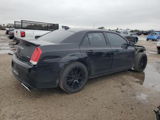 Photo 3 from auction – 2015 CHRYSLER 300 LIMITE with VIN 2C3CCAAG0FH772612
