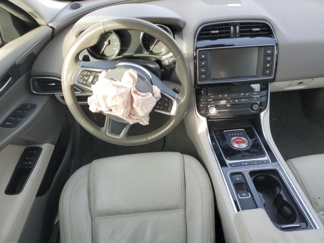 Photo 8 from auction – 2018 JAGUAR XE PRESTIG with VIN SAJAK4FX1JCP35890