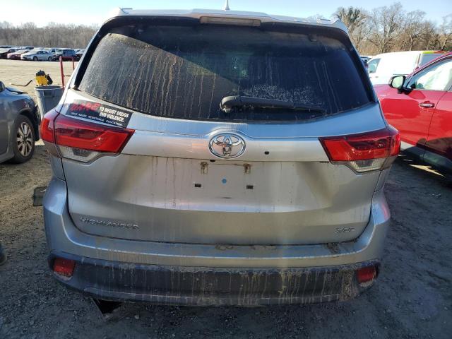 Photo 6 from auction – 2018 TOYOTA HIGHLANDER with VIN 5TDKZRFH5JS529104