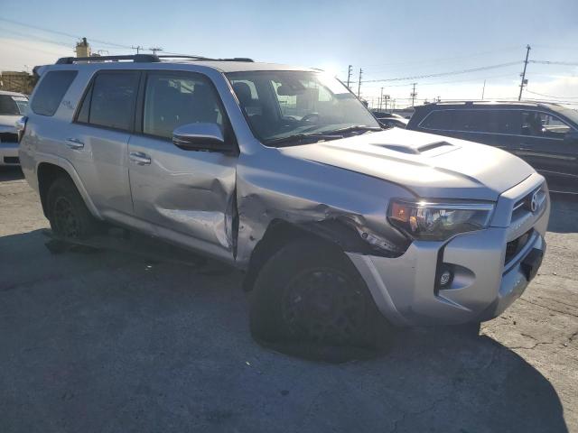 Photo 4 from auction – 2023 TOYOTA 4RUNNER SE with VIN JTERU5JR1P6198130