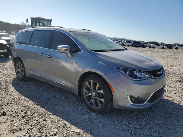 Photo 4 from auction – 2017 CHRYSLER PACIFICA L with VIN 2C4RC1GG1HR754419