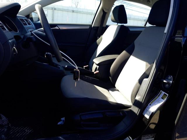 Photo 7 from auction – 2018 VOLKSWAGEN JETTA S with VIN 3VW2B7AJ9JM260752
