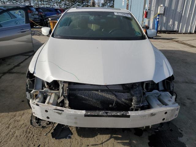 Photo 5 from auction – 2016 ACURA ILX BASE W with VIN 19UDE2F32GA024581