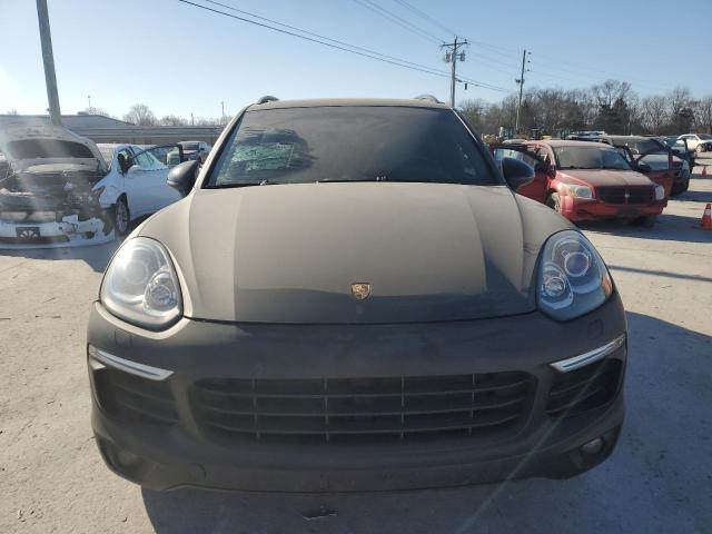 Photo 5 from auction – 2017 PORSCHE CAYENNE with VIN WP1AA2A27HKA85351