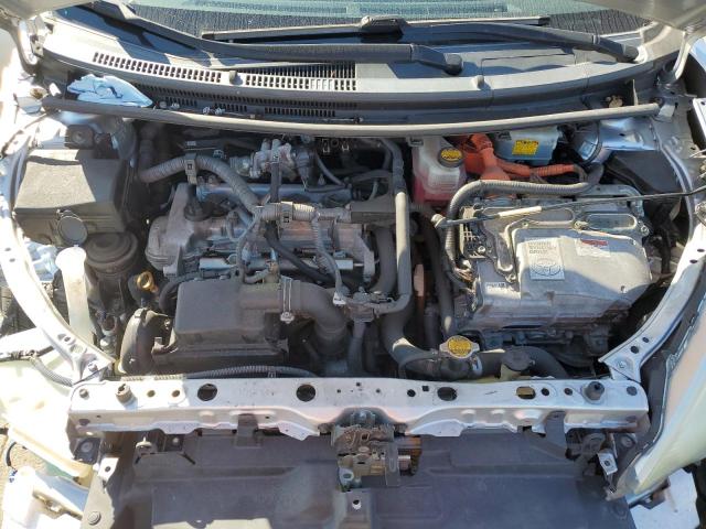 Photo 12 from auction – 2012 TOYOTA PRIUS C with VIN JTDKDTB32C1015555
