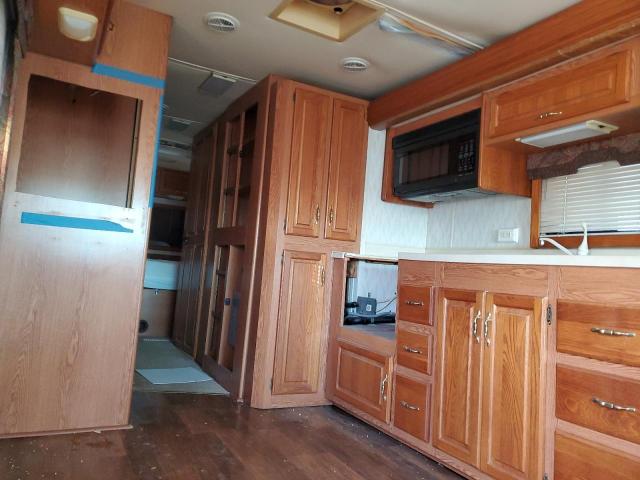 Photo 6 from auction – 1996 WINNEBAGO TRAILER with VIN 4UZ6XJBC8TC833837