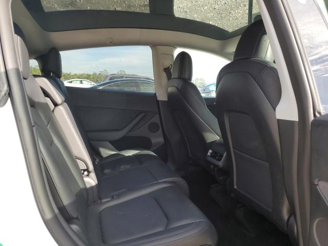 Photo 11 from auction – 2022 TESLA MODEL Y with VIN 7SAYGAEE1NF537013