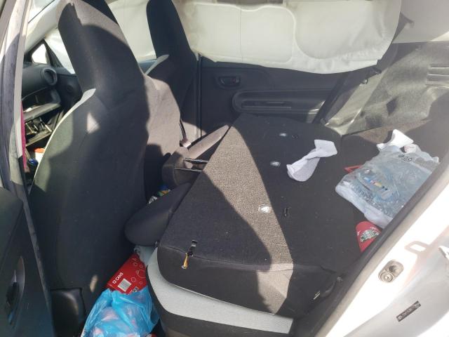 Photo 10 from auction – 2016 TOYOTA PRIUS C with VIN JTDKDTB38G1128934