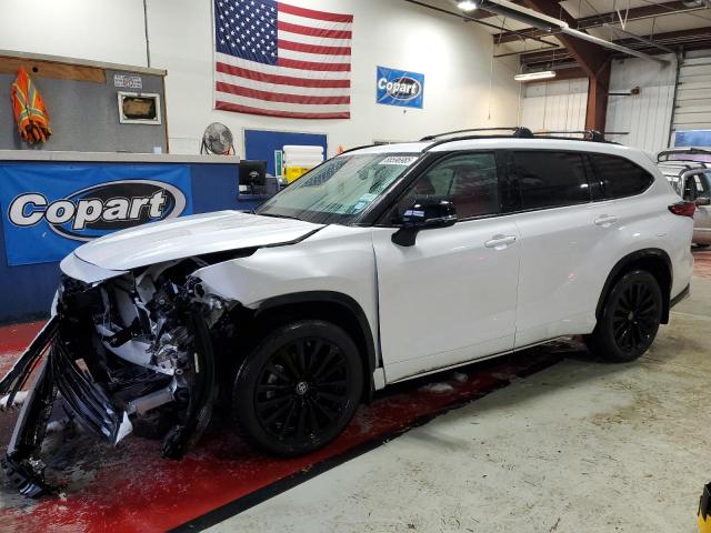 TOYOTA HIGHLANDER 2023 مع رقم تعريف المركبة 5TDKDRBH5PS512686 - صورة من المزاد