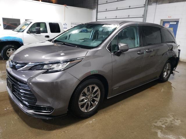 Photo 1 from auction – 2021 TOYOTA SIENNA LE with VIN 5TDKRKEC3MS016046