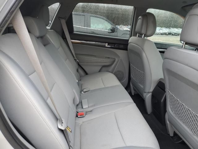 Photo 11 from auction – 2013 KIA SORENTO LX with VIN 5XYKTDA28DG338933
