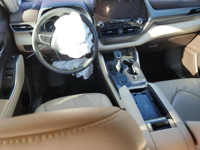 Photo 8 from auction – 2022 TOYOTA HIGHLANDER with VIN 5TDXBRCH3NS550117