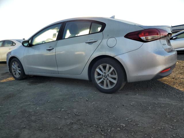Photo 2 from auction – 2017 KIA FORTE LX with VIN 3KPFL4A79HE117518
