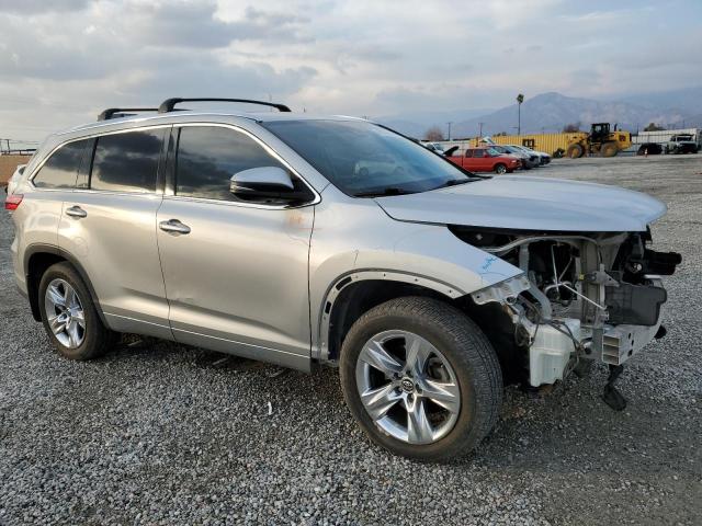 Photo 4 from auction – 2018 TOYOTA HIGHLANDER with VIN 5TDDZRFH7JS890665