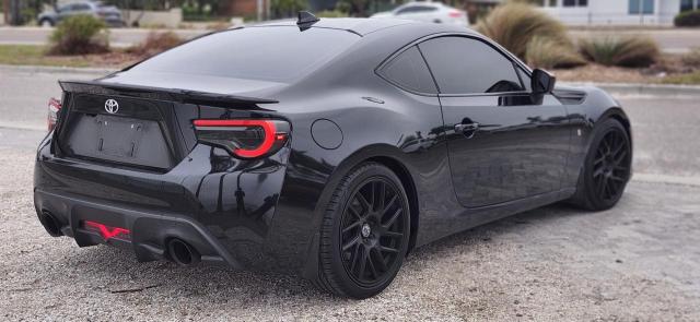 Photo 4 from auction – 2017 TOYOTA 86 BASE with VIN JF1ZNAA18H9706314