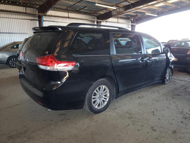 Photo 3 from auction – 2011 TOYOTA SIENNA XLE with VIN 5TDYK3DC4BS002451